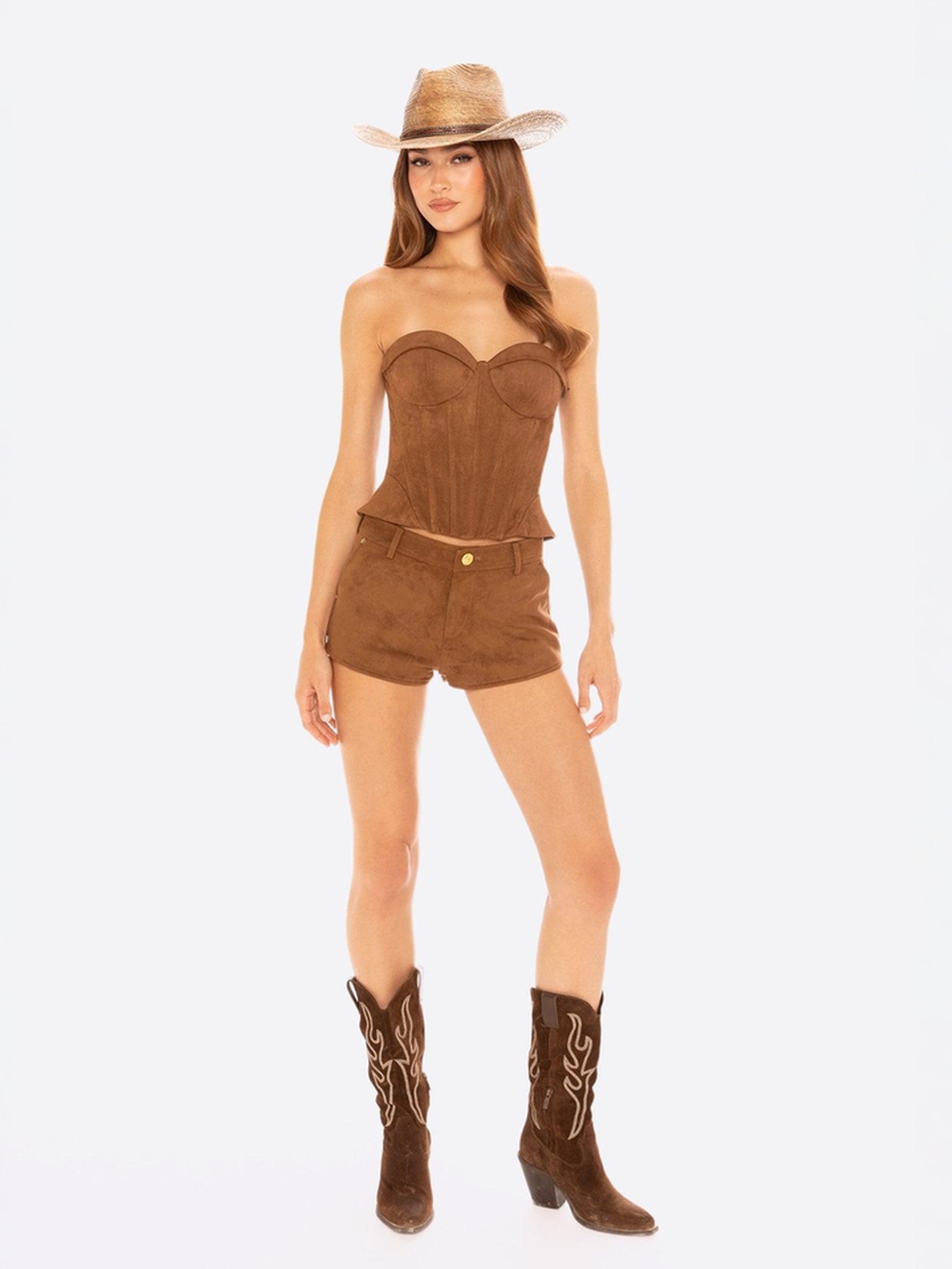 ジムシャーク NIKKI B新品ショートパンツSジムヨガ ローラ Avalon Straight-Leg Champagne Shorts | Nana Jacqueline