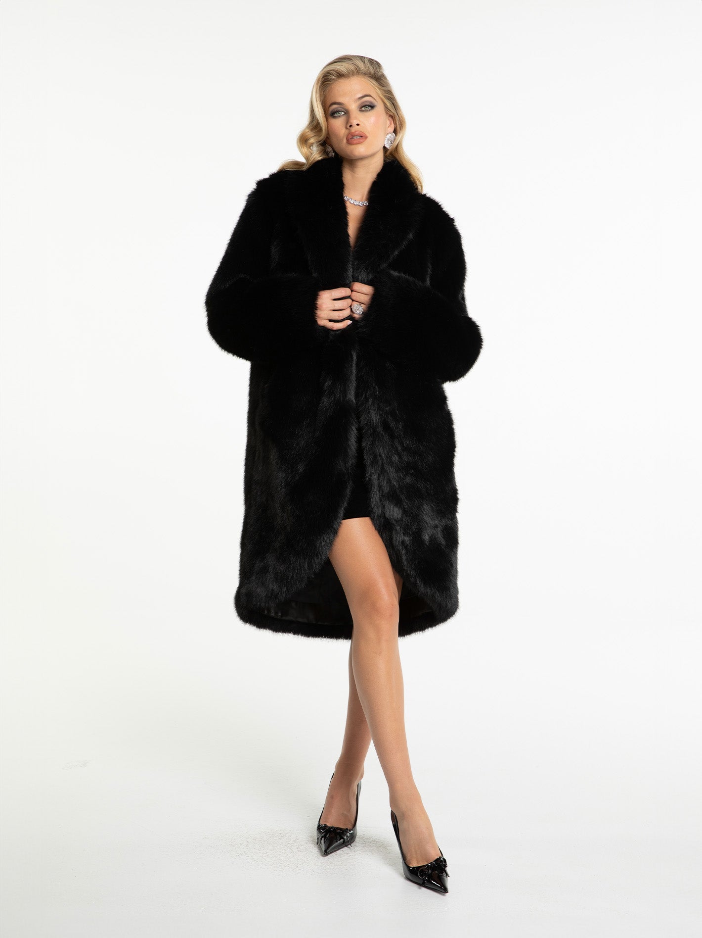 Sofia Fur Coat (Black)