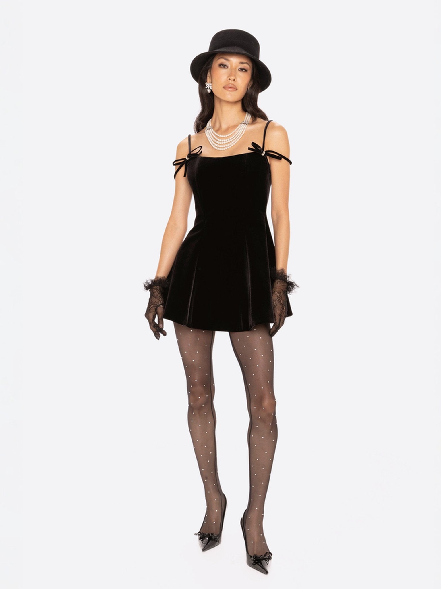 ワンピース Little Nana's Dress Chantal Bow Velvet Mini Dress: Black Mini Dress for Cocktail Party