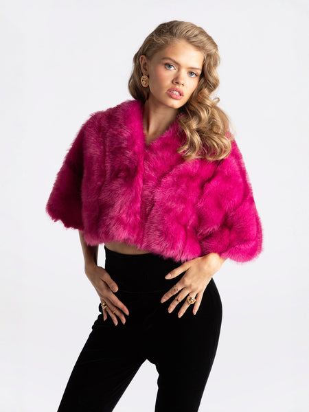 新 BURTON ZENANA JACKET ファージャケット Sophia Fur Coat: Pink Fur Coat for Birthday Celebration | Nana
