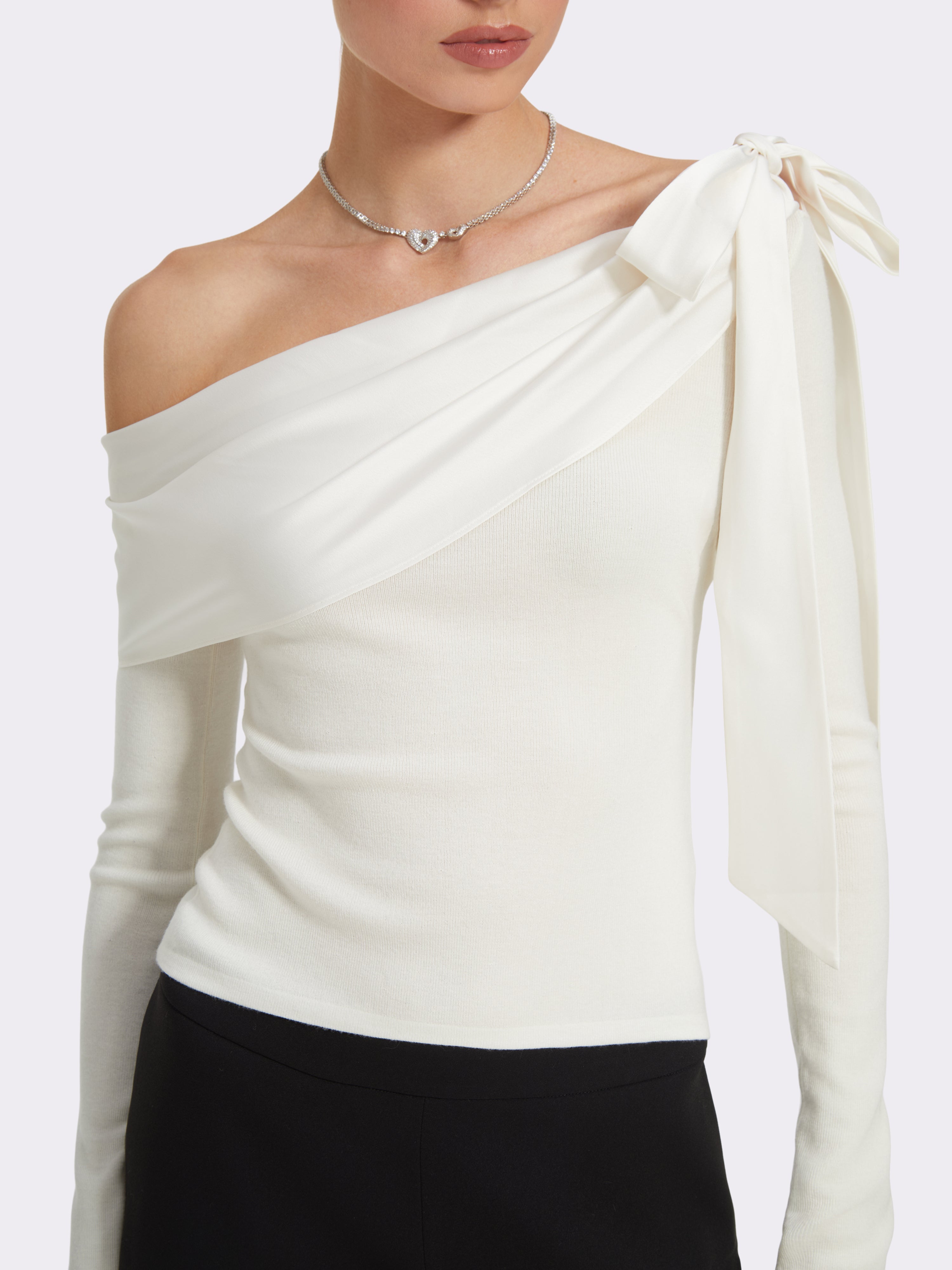 Camellia Off-Shoulder White Top