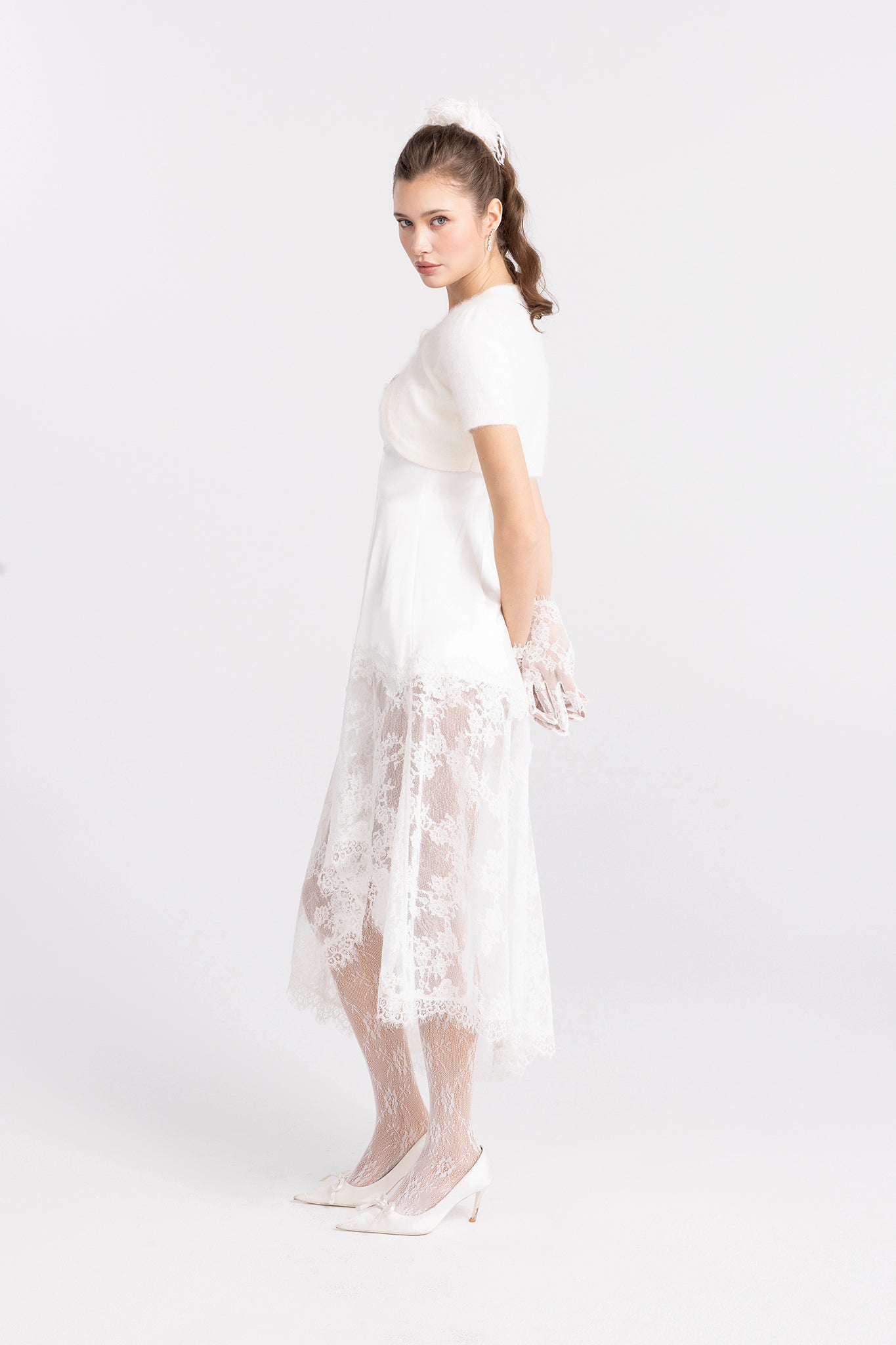 Elara Knitted Cropped Cardigan (White)