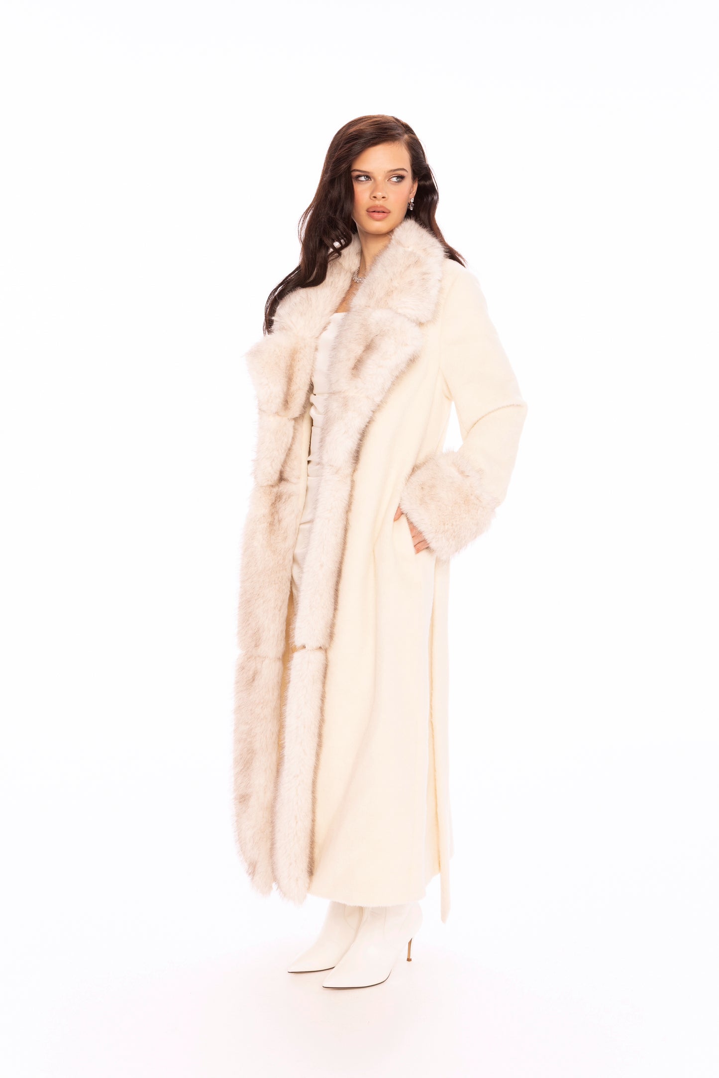 Adriana Faux Fur Coat (Off-White)