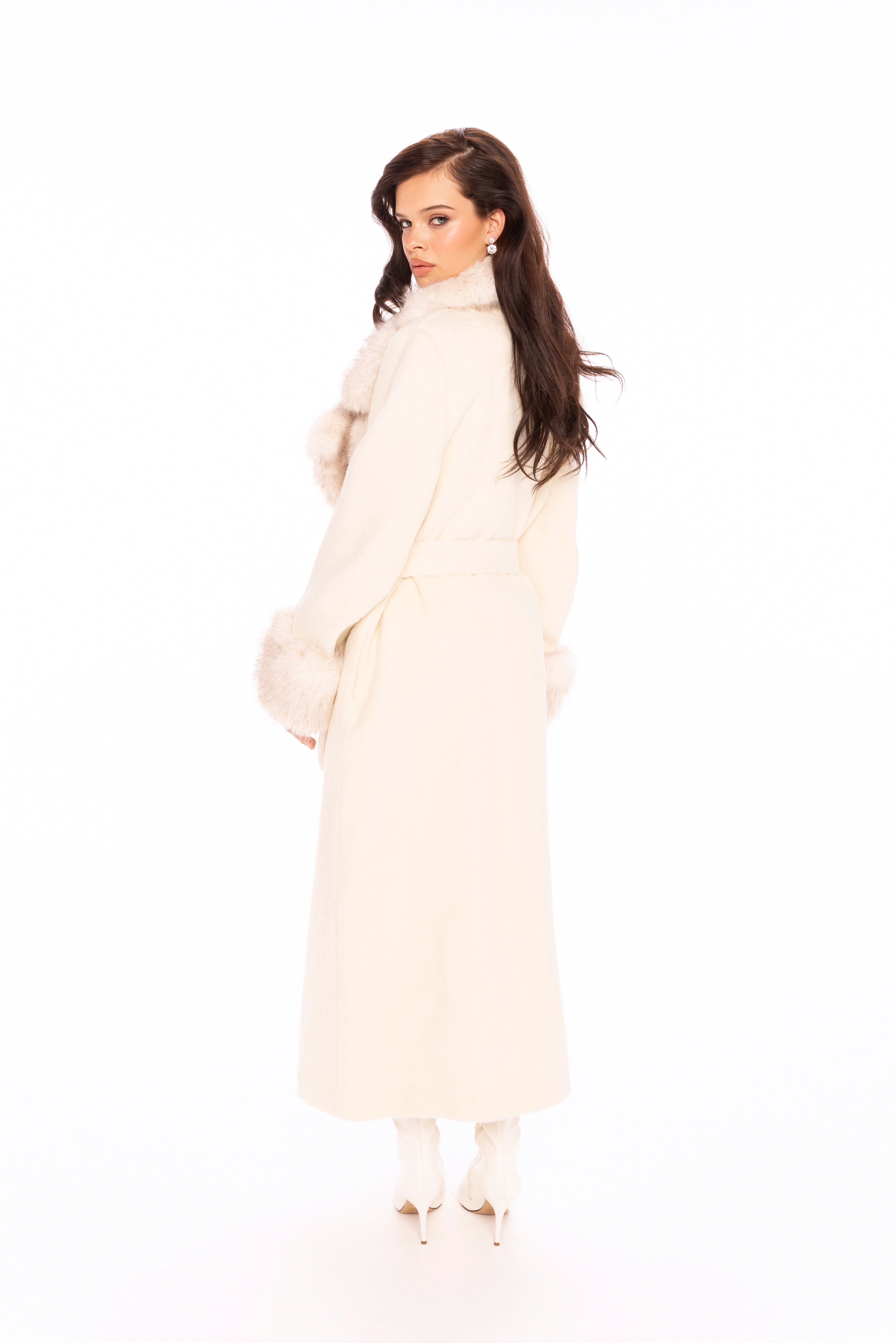 Adriana Faux Fur Coat (Off-White)