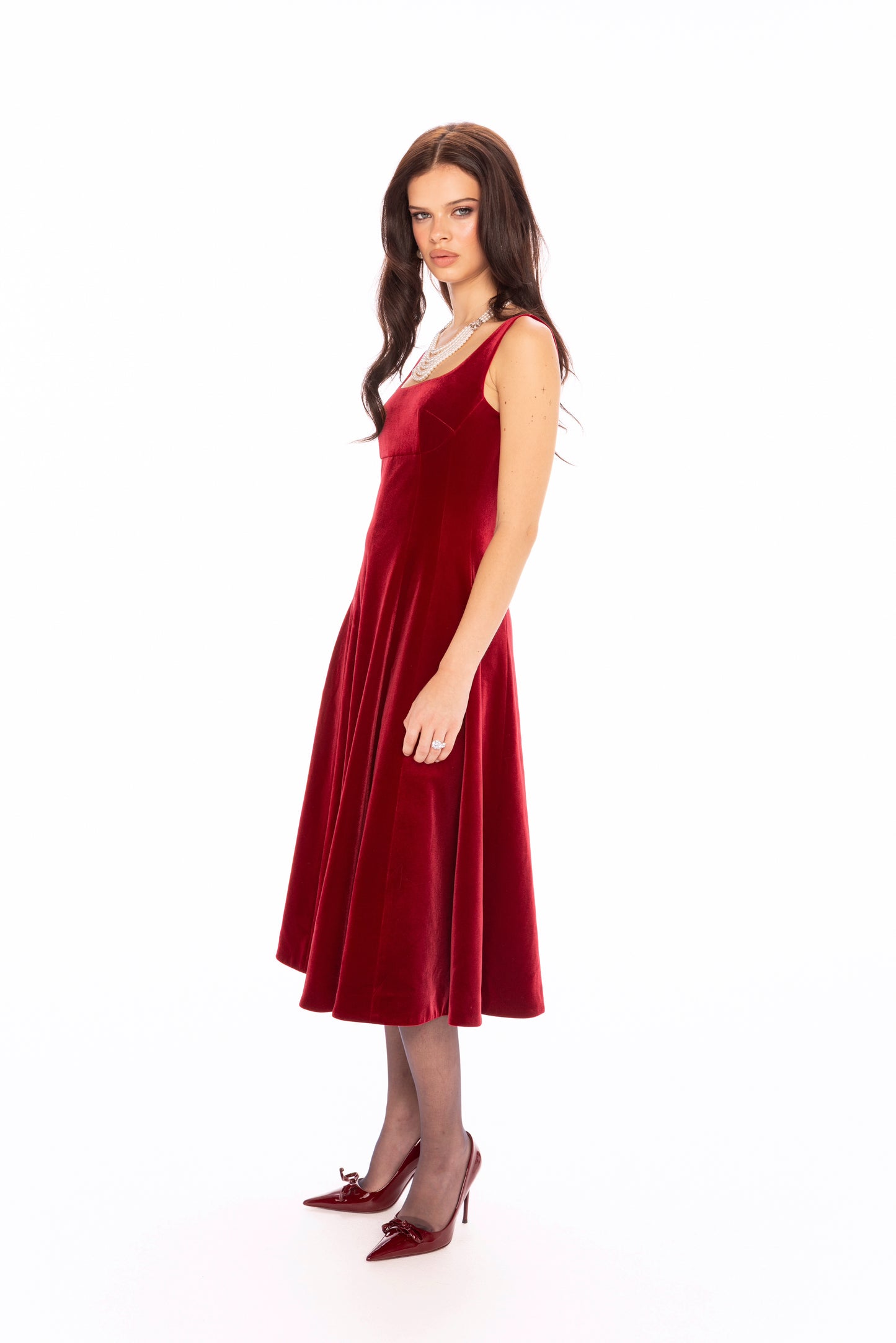 Eleanora Velvet Maxi Dress (Red)