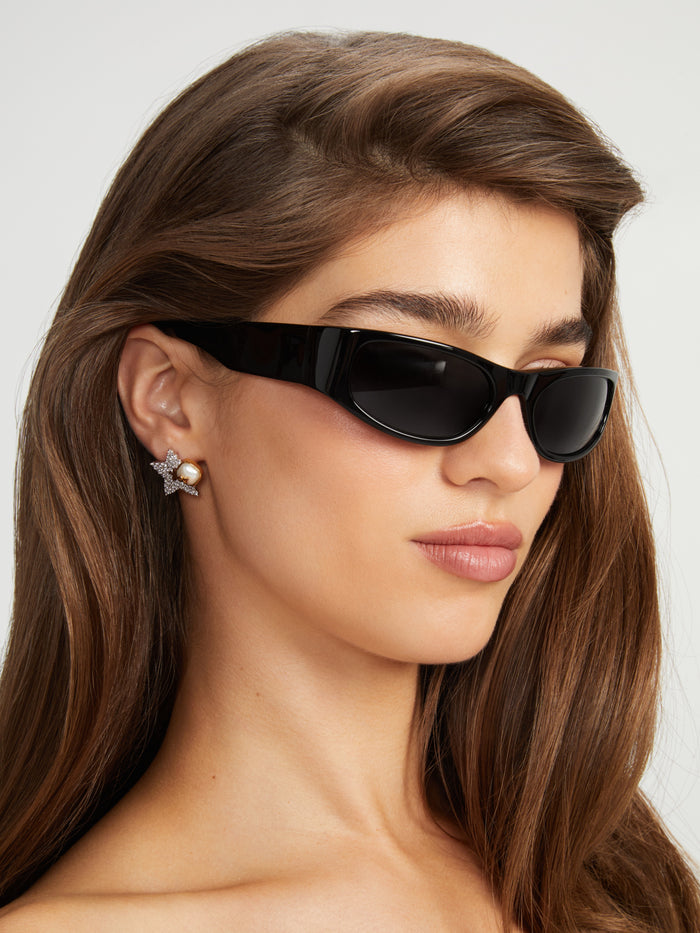 Vera Logo Star Earrings, product image 2 of 5