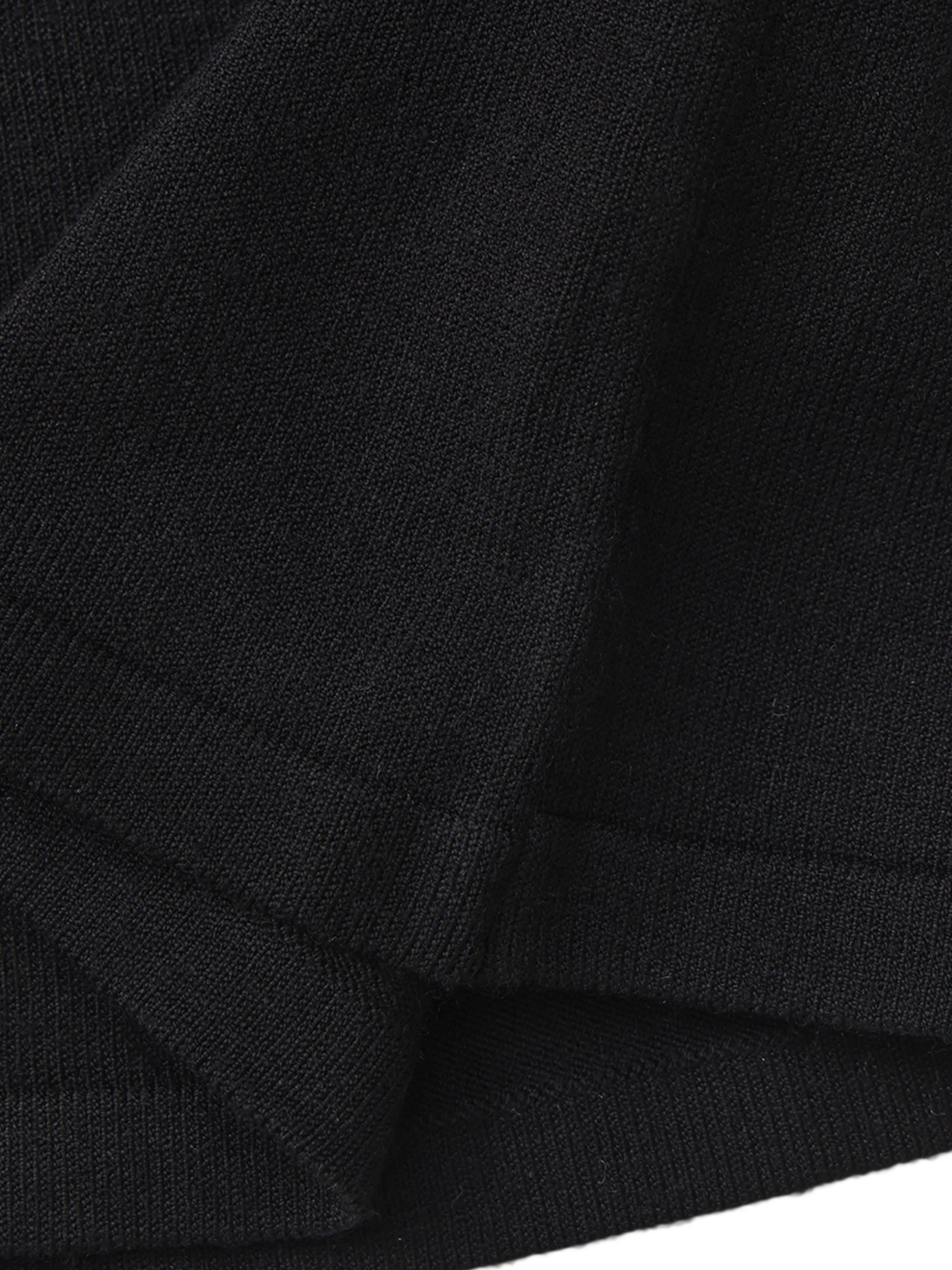 Leonie Off-Shoulder Black Top