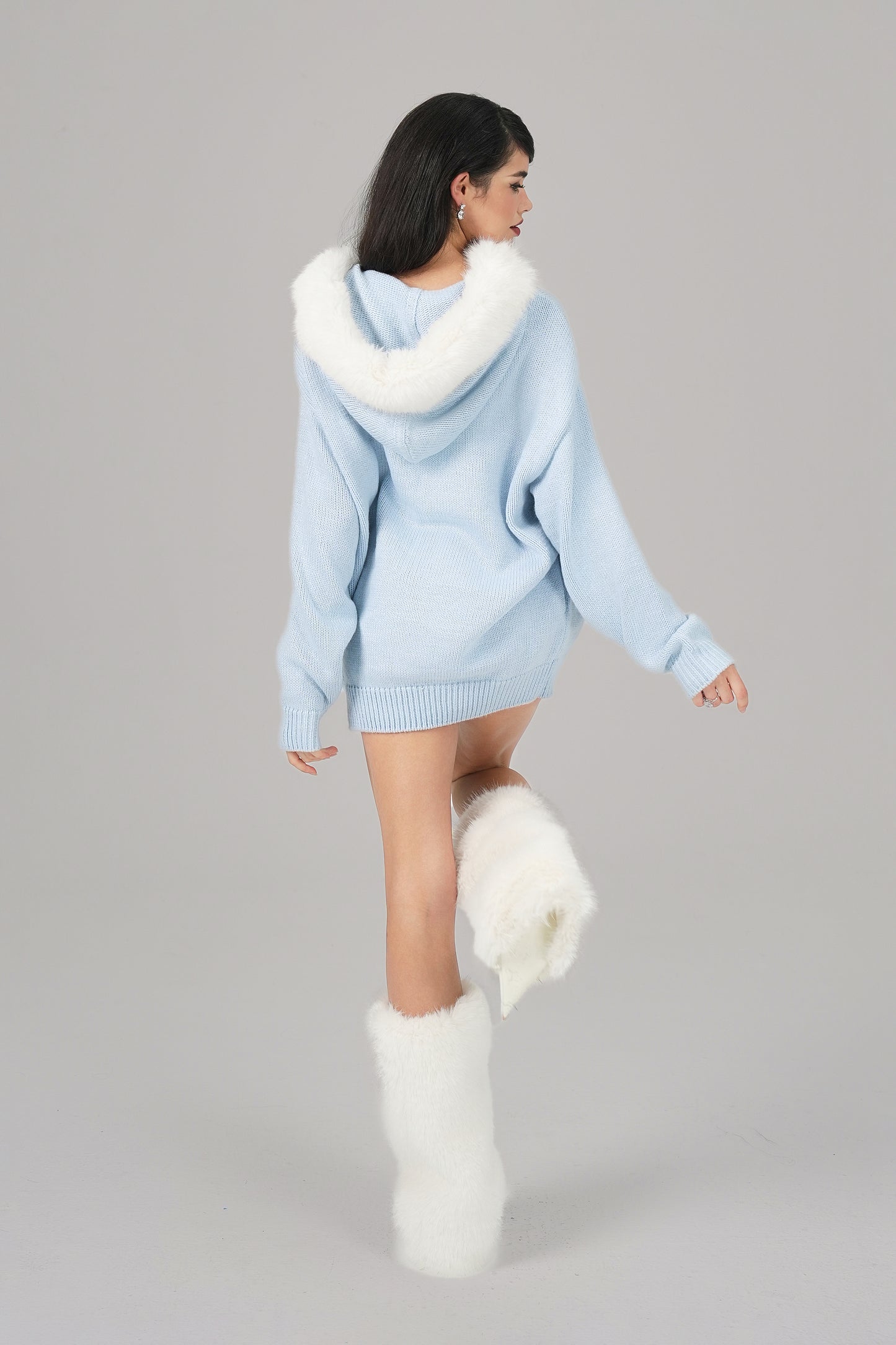 Ava Fur Sweatshirt (Blue)