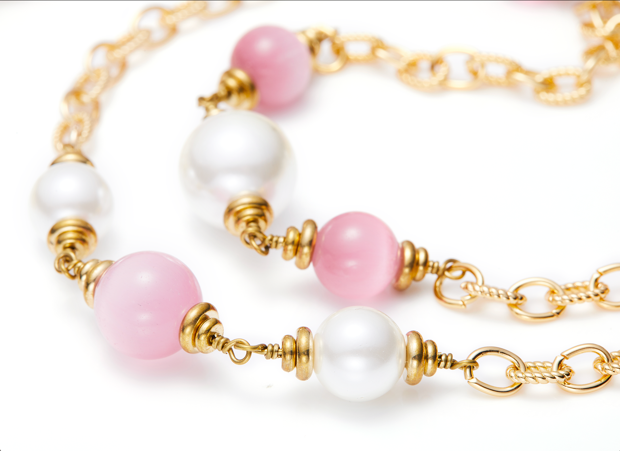 Isabella Pearl Necklace (Pink)