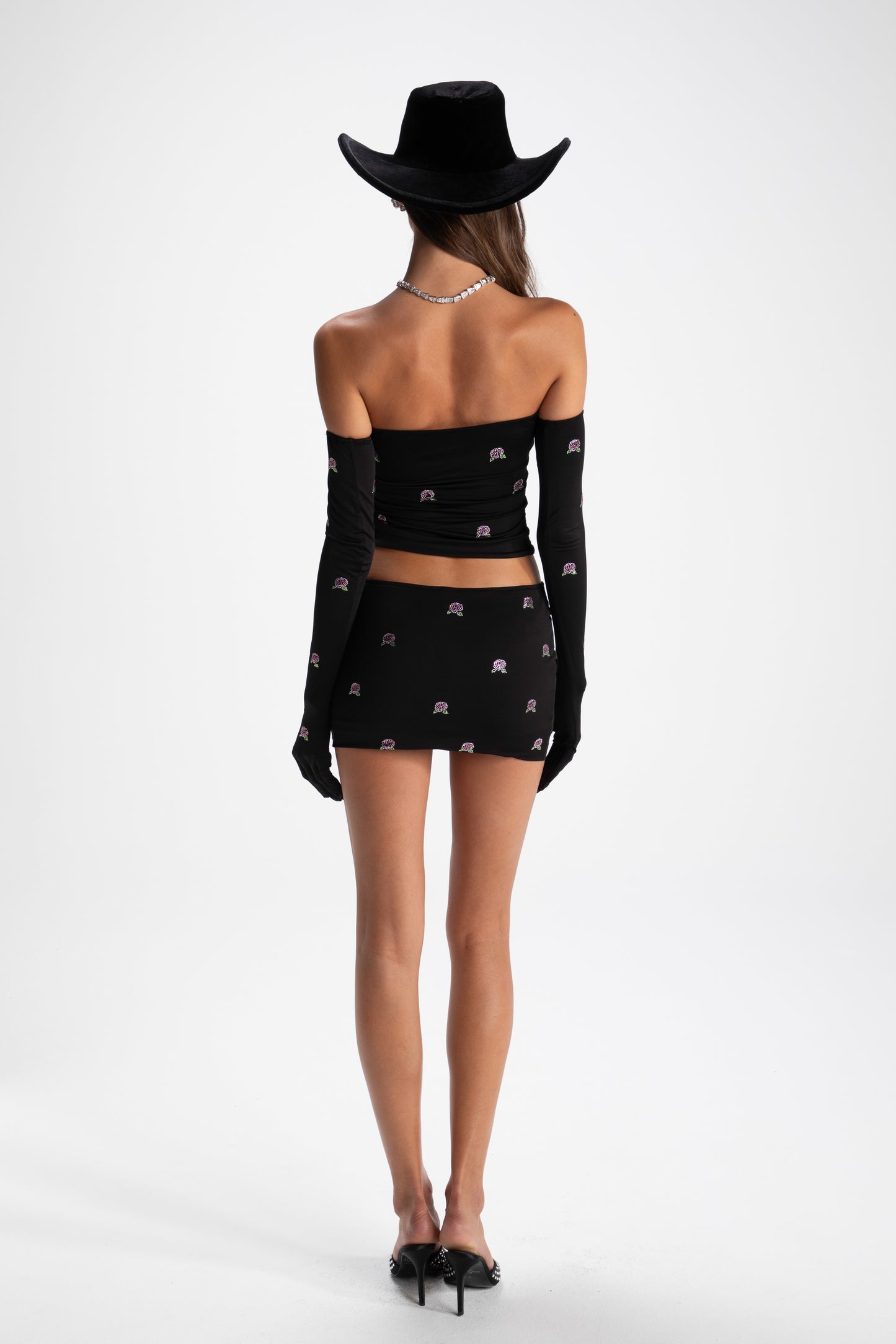 Rosana Embroidered Top (Black)